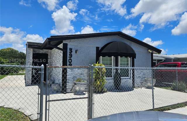 3908 NW 213th St photos photos 3908 NW 213th St photos photos