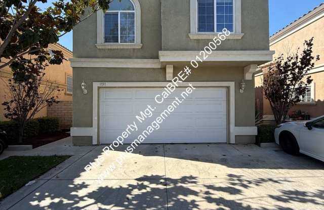 Centrally Located Large Two Story Home on Private Street photos photos