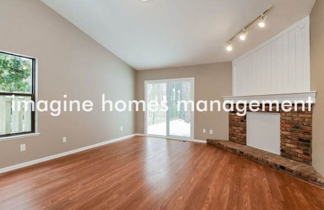 210 Maplelawn Drive Gallery 3