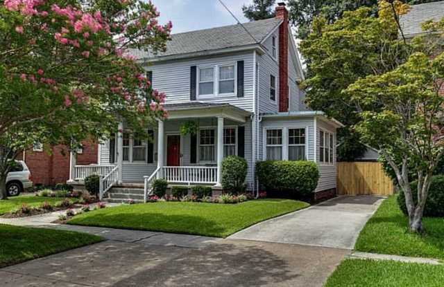 LARCHMONT photos photos