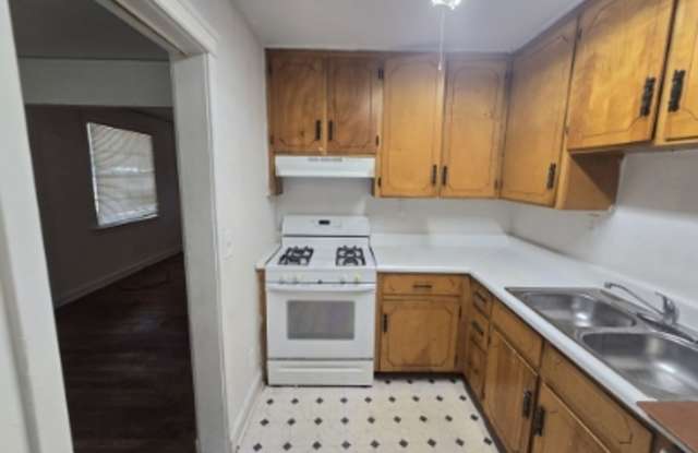 AFFORDABLE Home in Montgomery Gallery 3