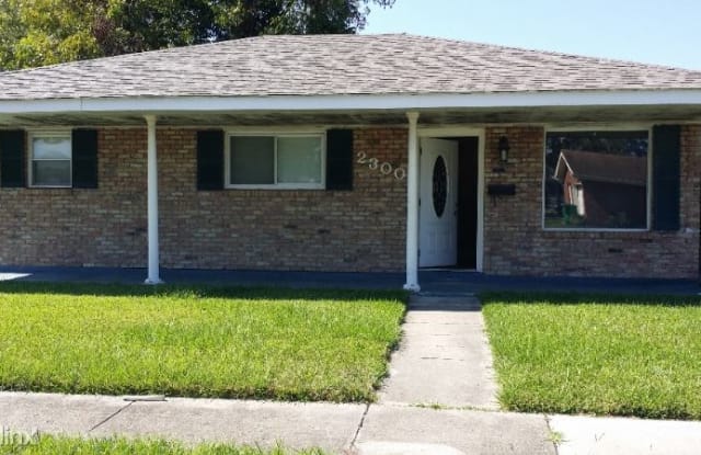 2500 Campagna Dr - 2500 Campagna Dr, Chalmette, LA 70043
