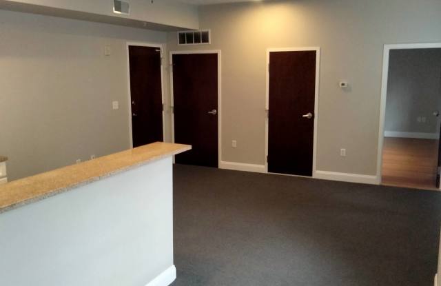 206-210 Farmington Avenue - 412 photos photos