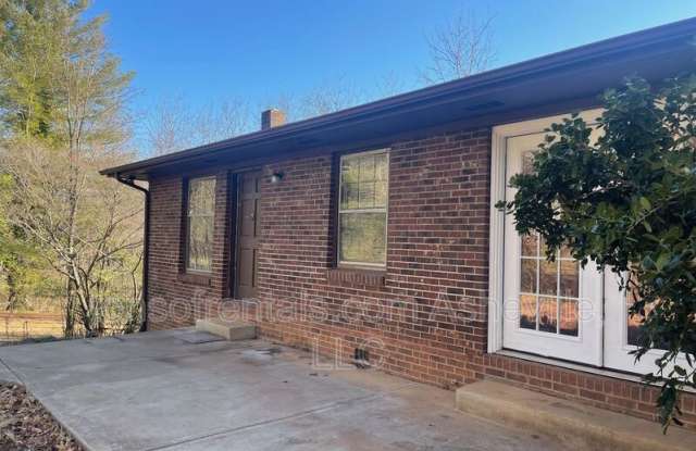 50 Ledbetter Rd photos photos