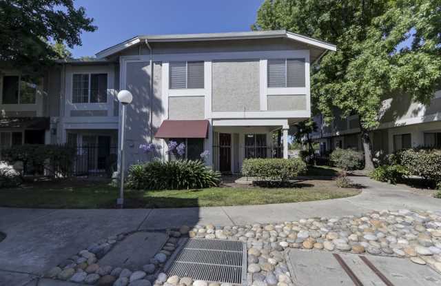 40 Muirfield Ct Gallery 2