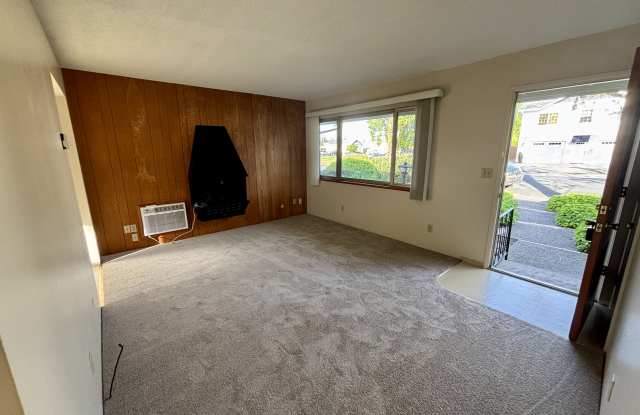 317 Ne C St photos photos