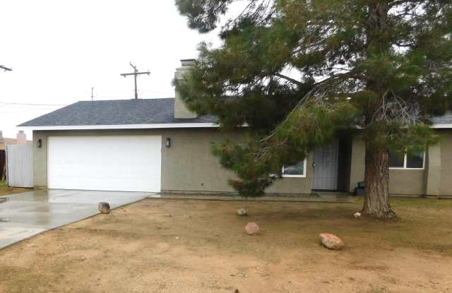 8260 Viburnum Avenue Gallery 3