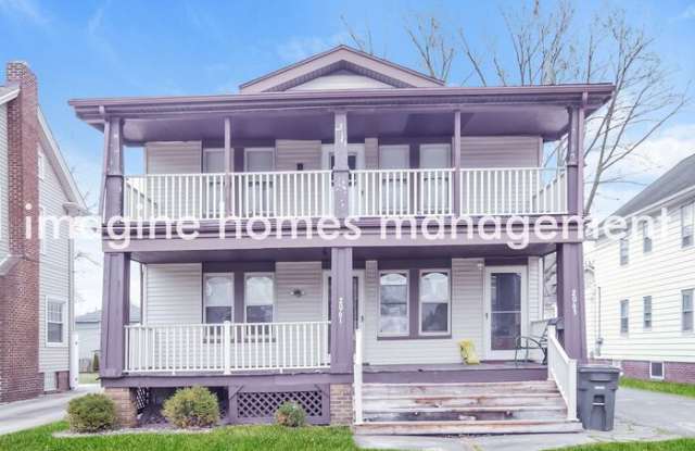2061 Carabel Avenue Gallery 3