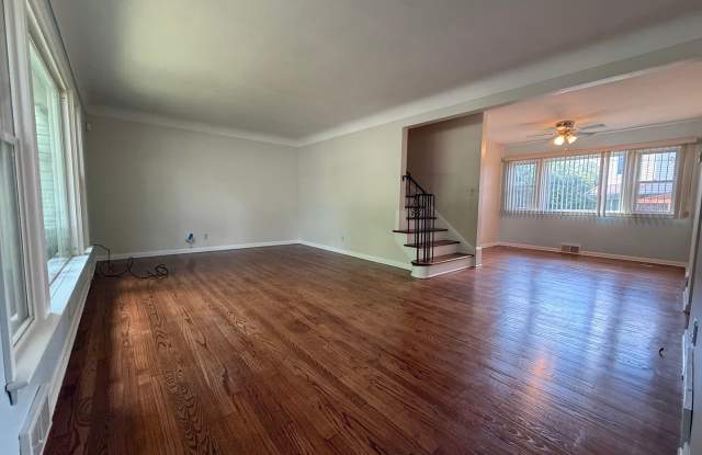 Charming 4 bedroom, Single Family in Beachwood, Ohio! Gallery 4