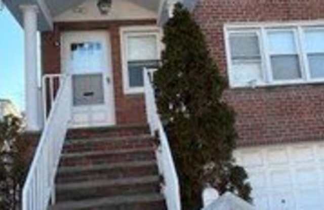 90-24 Spritz Road photos photos