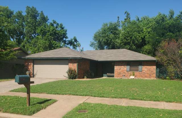 (3) Bed/(2) Bath Available NOW! Pet Negotiable! photos photos