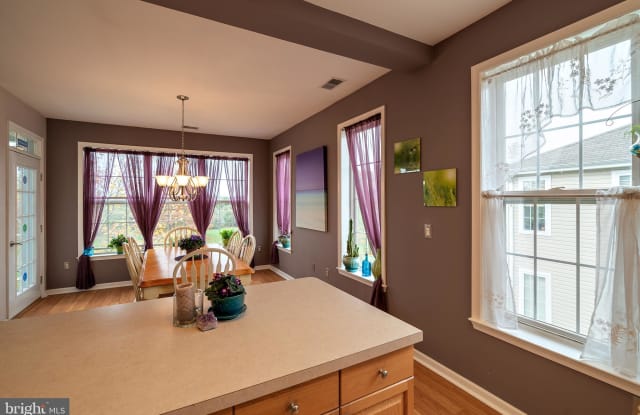 60 KYLE WAY - 60 Kyle Way, Mercer County, NJ 08628