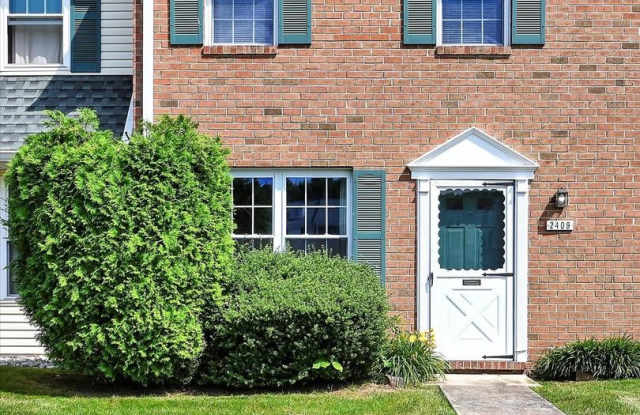 2409 HILLOCK CT - 2409 Hillock Court, Kulpsville, PA 19446