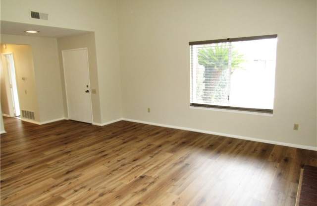 1033 Acacia Drive Gallery 4