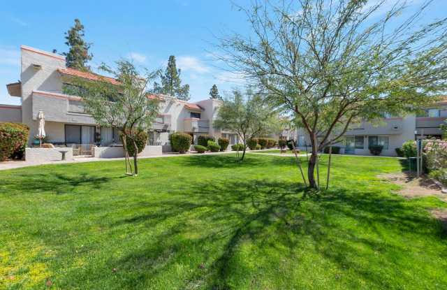 Charming 2-bedroom, 2.5-bathroom condo with a garage in Scottsdale, AZ photos photos