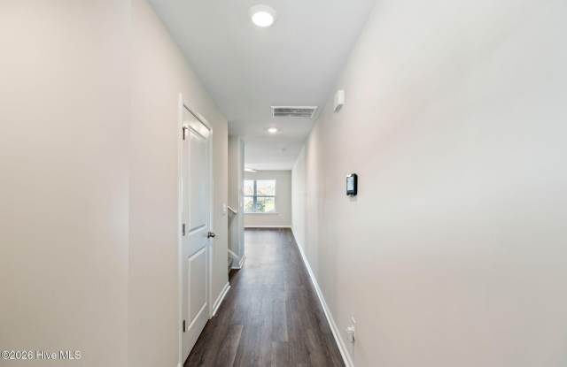 3130 Lobelia Lane Gallery 2