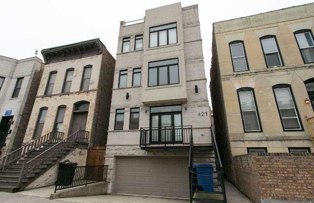 421 Armitage - 421 West Armitage Avenue, Chicago, IL 60614