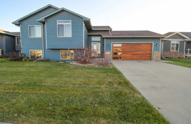 5512 South Culbert Avenue - 5512 South Culbert Avenue, Sioux Falls, SD 57106