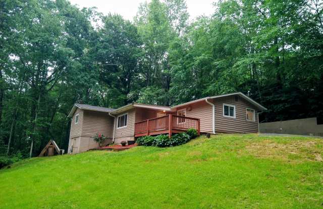 128 Woodland Hills Dr photos photos