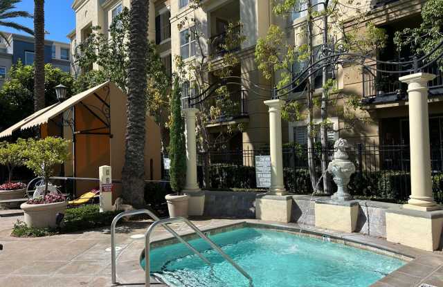 Beautiful 1 Bed, 1 Bath Condo for Lease in Watermarke – Irvine Gallery 4