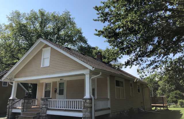 9611 Johnson Dr Gallery 2