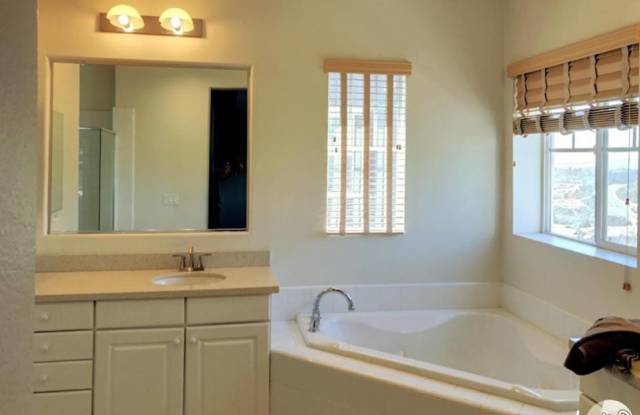 16612 Nicklaus Drive #109 Gallery 4