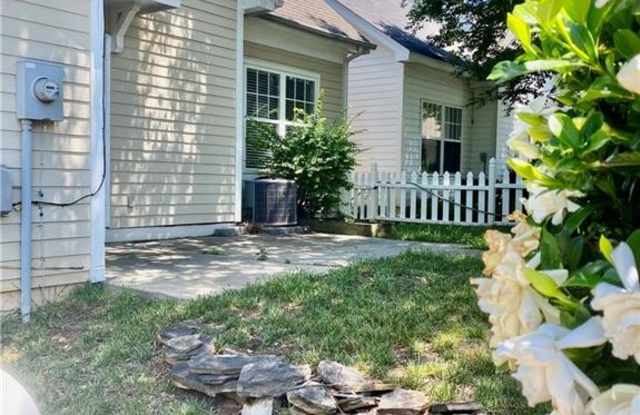 11215 Blue Cedar Lane Gallery 2