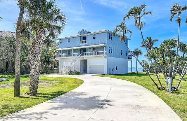 2424 69TH AVENUE W photos photos