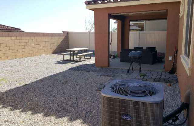 Canyon Hills 4 Bedroom/3 Bath 36500 Acanthus Drive Gallery 3