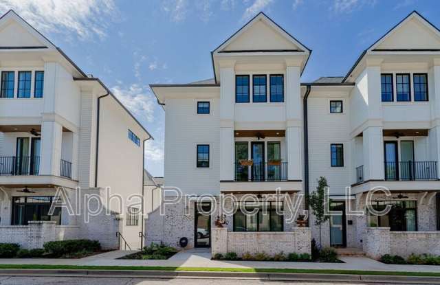40 Claussen Ave photos photos