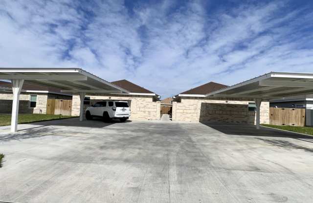 1004 Mahala Ave - 4 photos photos