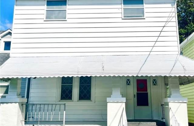 950 Marshall Avenue photos photos