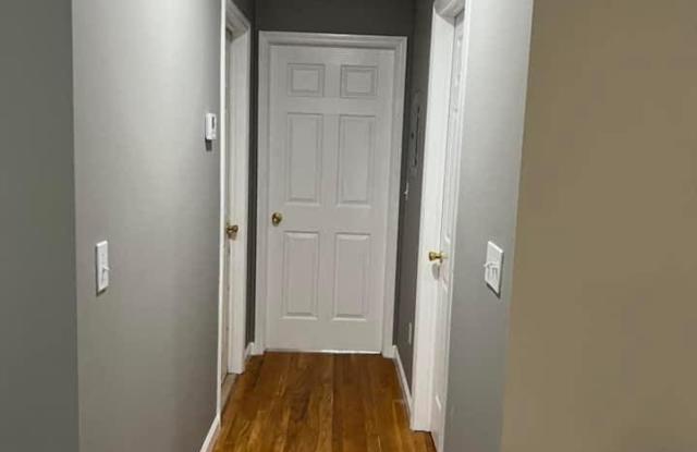 177 Roosevelt Avenue photos photos