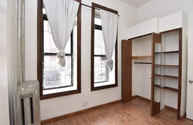 8 West 119th Street Gallery 1