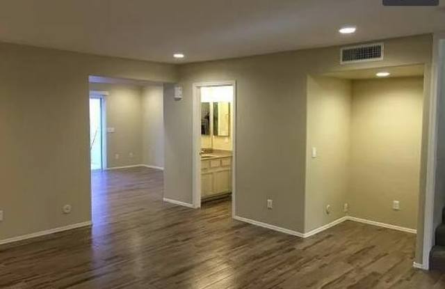 2875 W HIGHLAND Street unit: 1123 Gallery 4