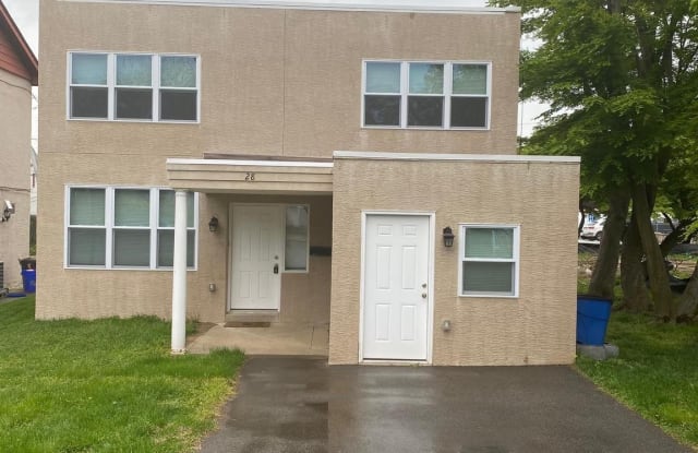 28 WENTWORTH LANE - 28 Wentworth Lane, Delaware County, PA 19010