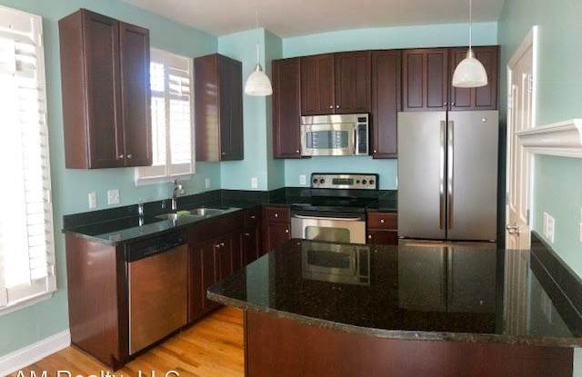 605 Hawthorne Lane - 605 Hawthorne Lane, Charlotte, NC 28204