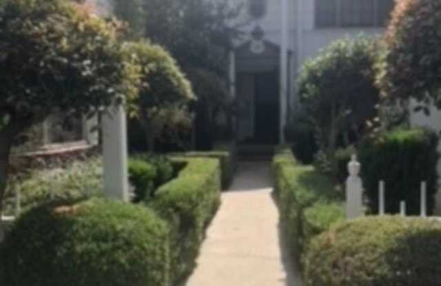 750 N St Andrews Pl photos photos 750 N St Andrews Pl photos photos