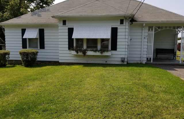 67 Tarbell Avenue - 67 Tarbell Avenue, Oakville, CT 06779