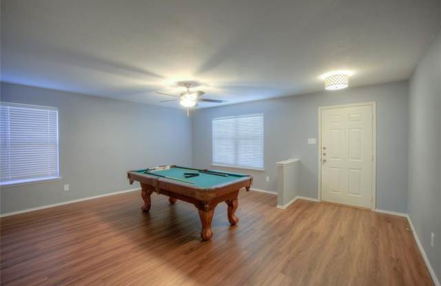 1505 Pine Ridge Drive Gallery 2