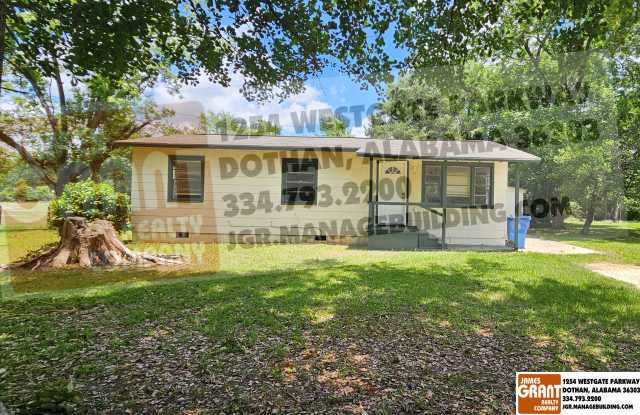 124 Emmons Drive - 124 Emmons Drive, Dothan, AL 36301