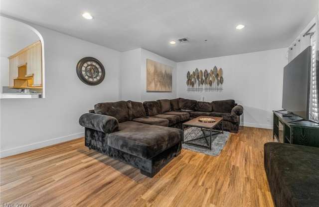 1963 Casa Vista Drive Gallery 3