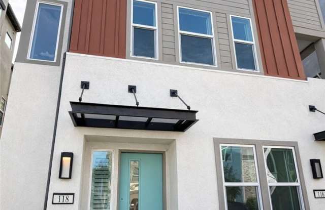 118 Tenor photos photos