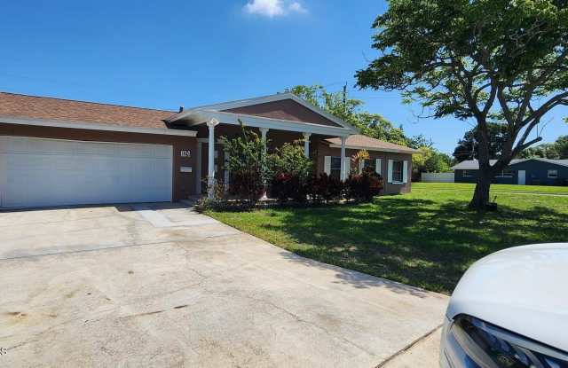 924 Kings Post Road photos photos