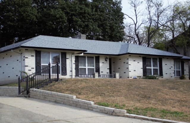 315 HIGHVIEW DR - 315 Highview Dr, San Antonio, TX 78228