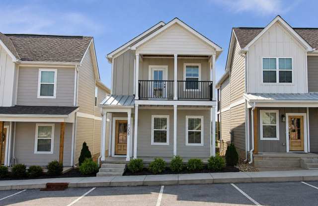 One Month Free! | 3-Bedroom + Flex Room at Highbury photos photos