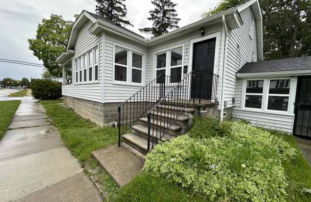 177 N Walnut Street  - 1 photos photos