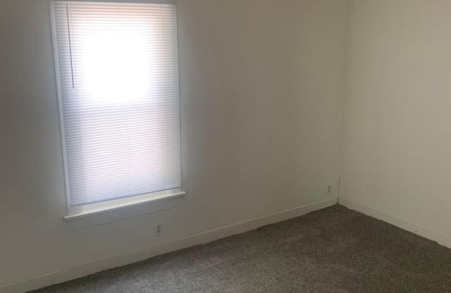 1010 N 12th Gallery 3
