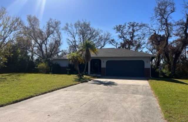 Bring your dog!  2 bedroom, 2 bath, Single family home in South Venice Gallery 3