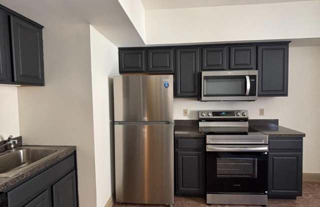 209 E 5TH Avenue photos photos